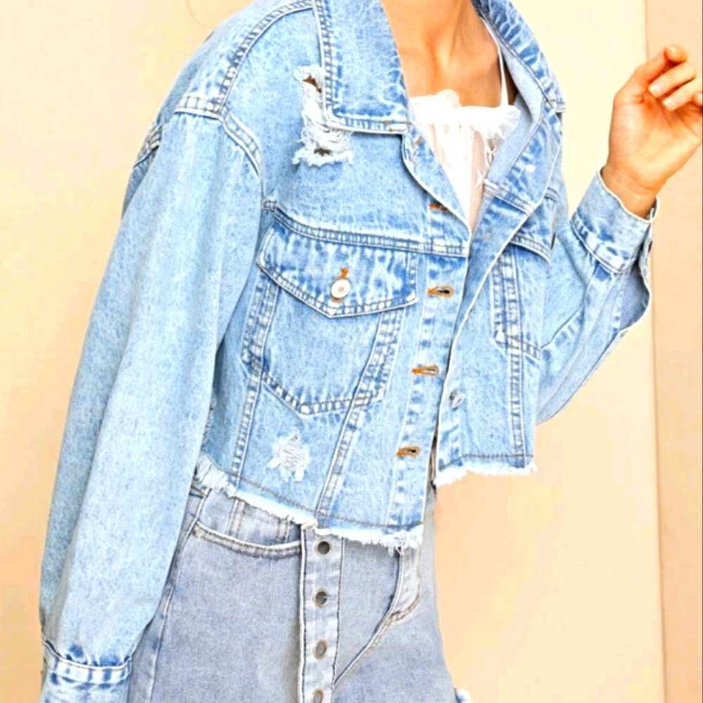 NWOT SHEIN Denim Jacket, distressing throughout,  crop jacket Small NEW